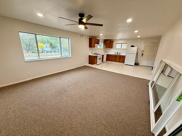812 Central Ave #2
