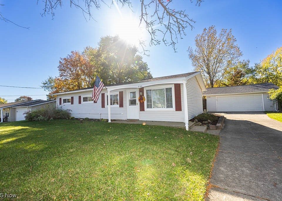 1st image of 4186 Saint James Dr