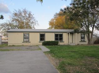 8300 W Yellowstone Ave, Kennewick, WA 99336
