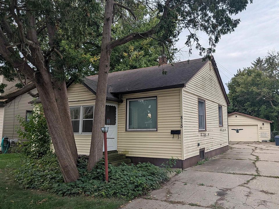 1st image of 815 B St