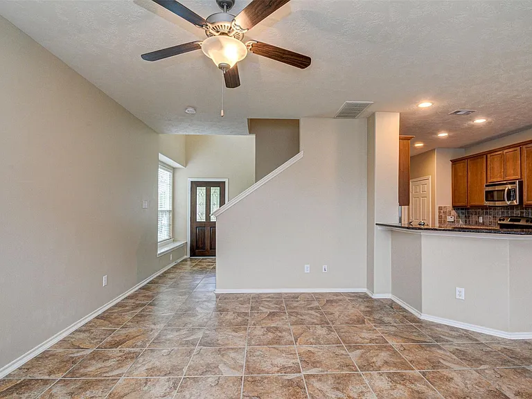 23 Fairlee Ct — Photo 14