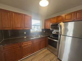 5661 SW 36th Ct, Fort Lauderdale, FL