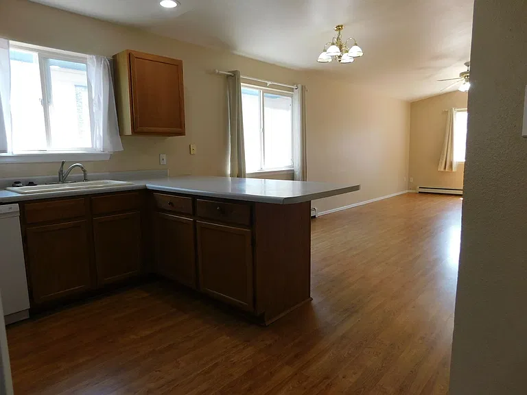 493 Green Acres St #A — Photo 3