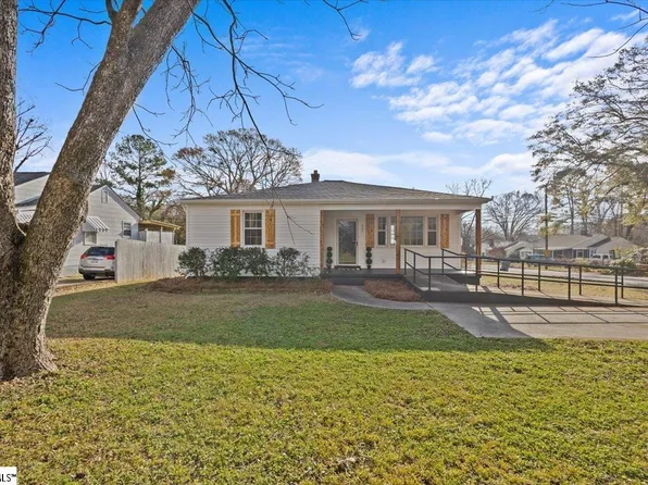 537 Lucerne Dr, Spartanburg, SC 29302