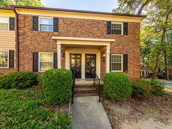 3rd image of 3730 Yorktown Pl #1