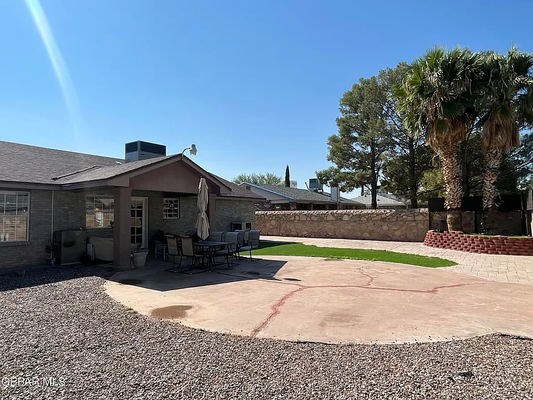 157 Lago De Oro Dr — Photo 18
