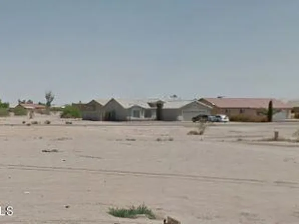 9050 W Reventon Dr, Arizona City, AZ 85123