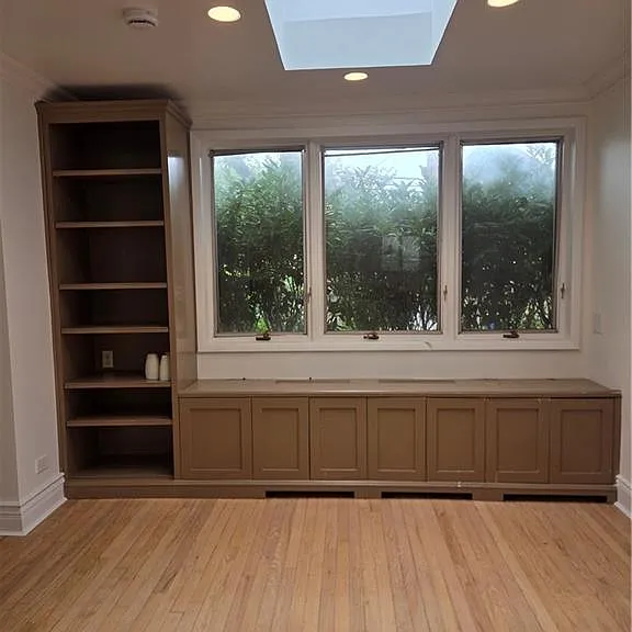 65 Ithaca Ave — Photo 2