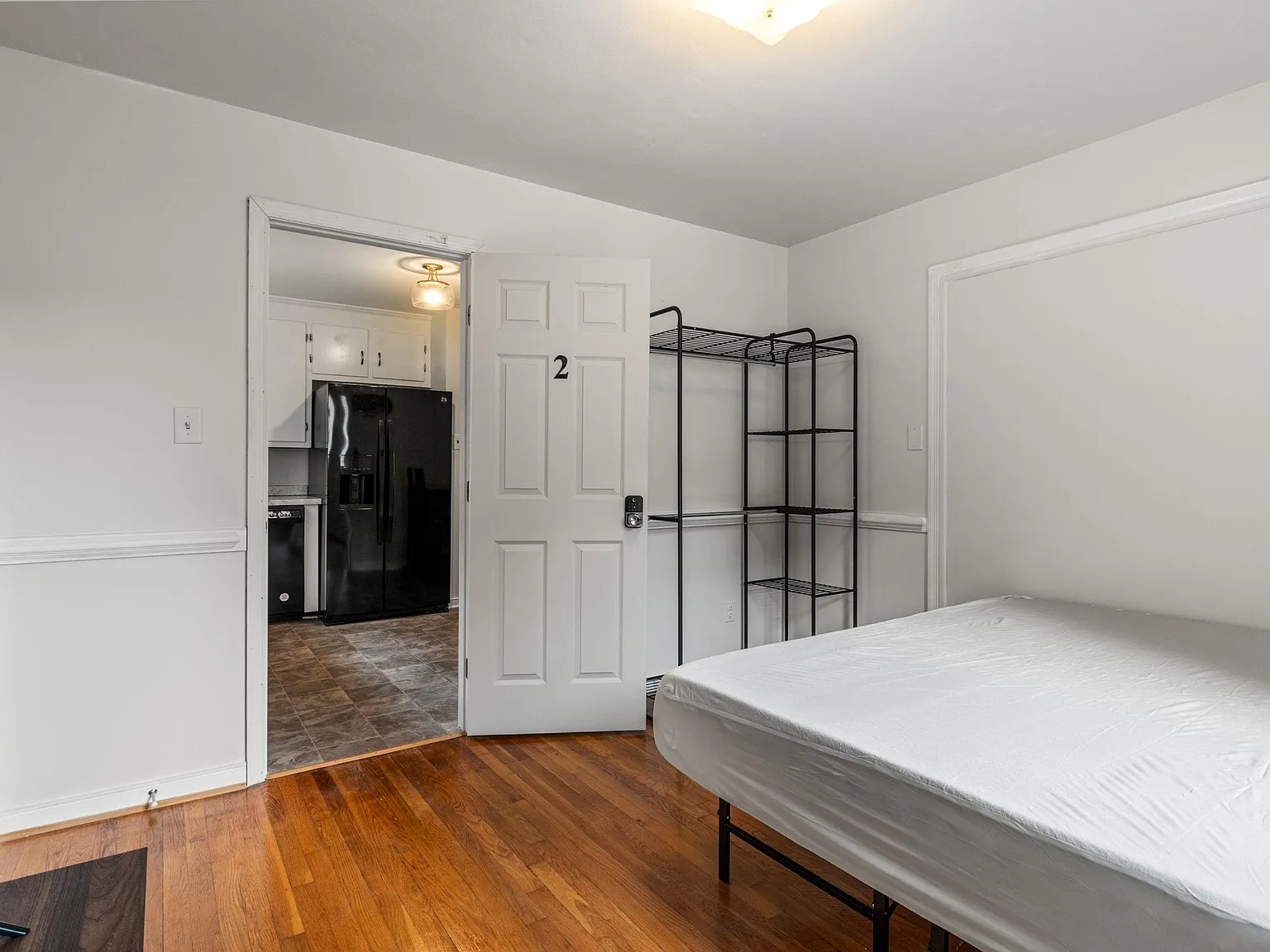 4 bed, 3.0 bath, 1706 sqft, $910 — Photo 3