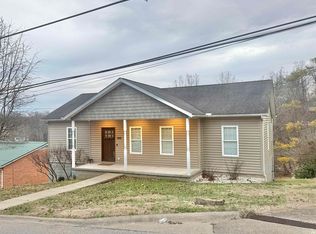 130 Westwood Ln, Huntington, WV 25704