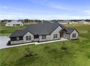 7823 Luke Ct, Bryan, TX 77808