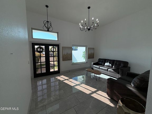 3rd image of 10819 Loma De Amor Ln