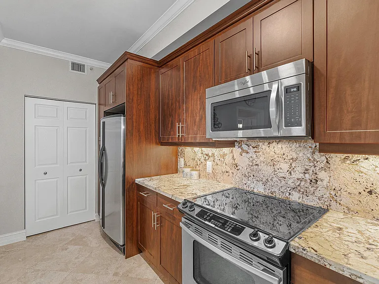 3606 S Ocean Blvd #105 — Photo 4