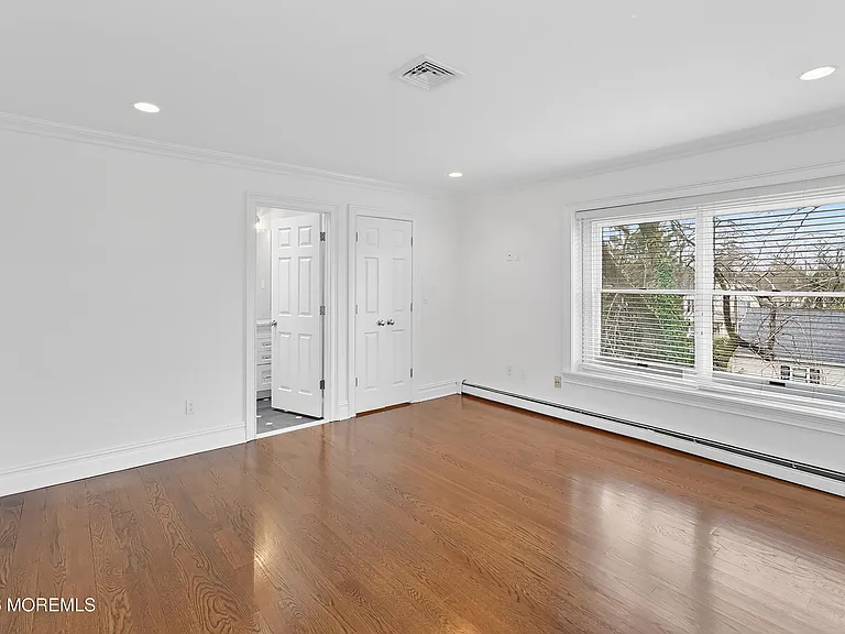 65 E River Rd #20 — Photo 13