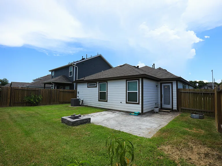 233 Laura Leigh Ln — Photo 10
