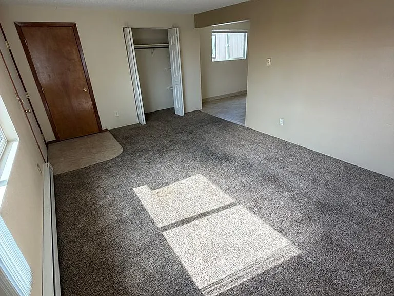 Pinewood Apartments — Photo 17