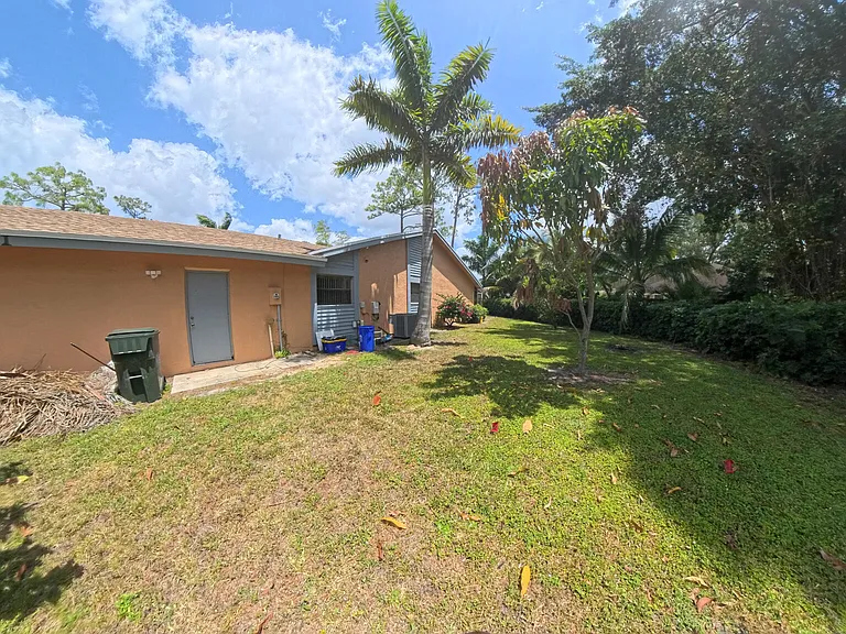 13484 Jonquil Ct — Photo 45