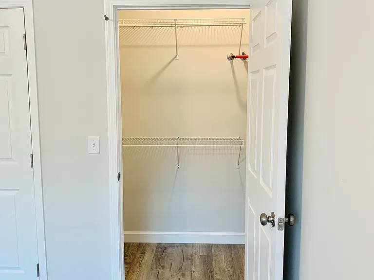 368 Hillview Mills Blvd — Photo 6