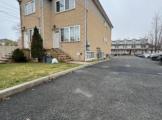 7260 Amboy Rd, Staten Island, NY 10307