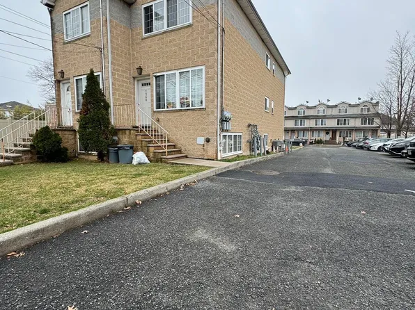 7260 Amboy Rd, Staten Island, NY 10307