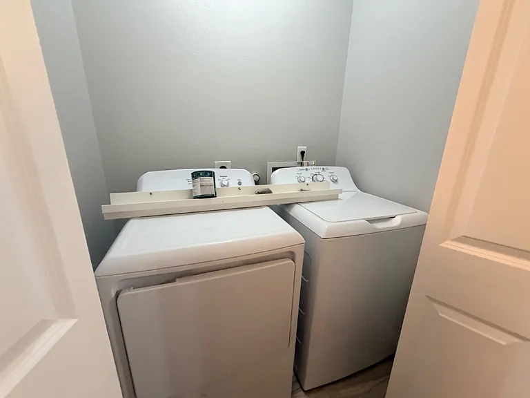 228 Lotus St #101 — Photo 11