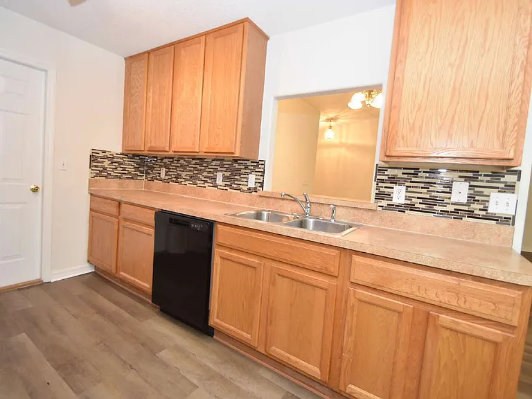 9 Uturn Ct — Photo 18