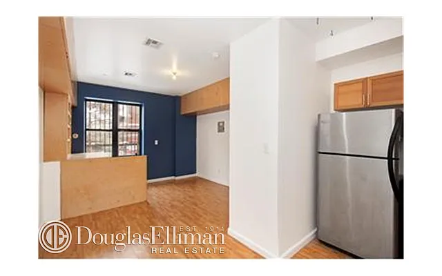 Rented by Douglas Elliman | media 7