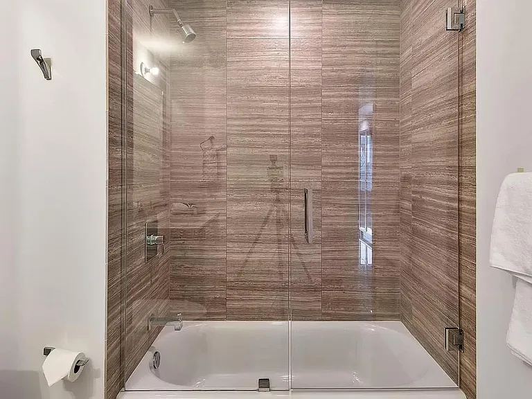 1010 Brickell Ave #2210 — Photo 7