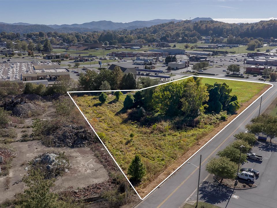 2nd image of Tba W Elk Ave