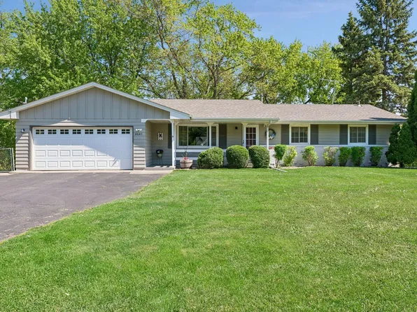 10643 Vessey Rd, Bloomington, MN 55437