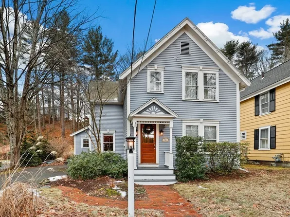 222 Bedford St, Concord, MA 01742