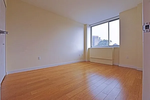 Rented by REAL New York | media 27