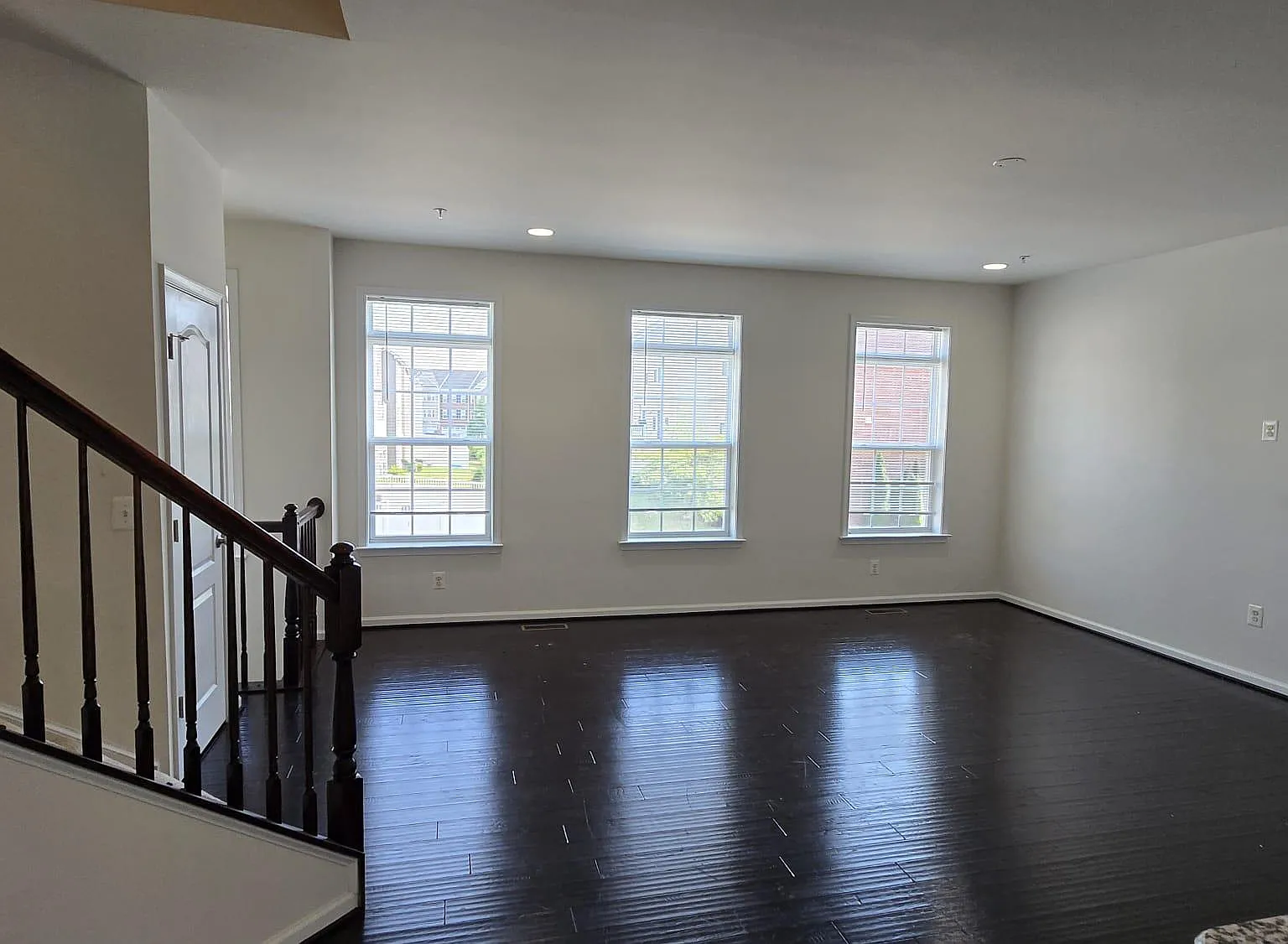 4 bed, 3.5 bath, 2197 sqft, $3,550 — Photo 4