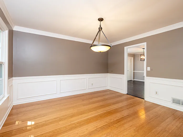 2124 Rockland Ct — Photo 29