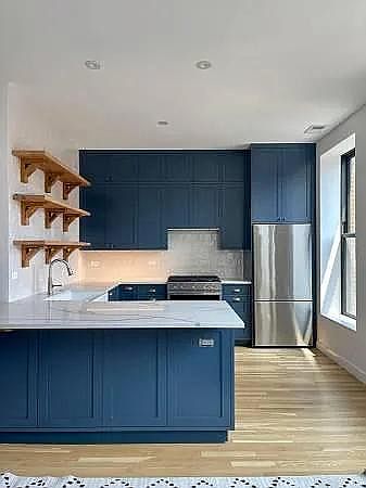 1st image of 1562 N Damen Ave APT 2