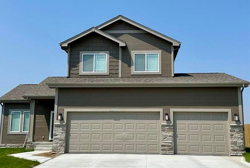 1st image of 5214 Helwig Ave