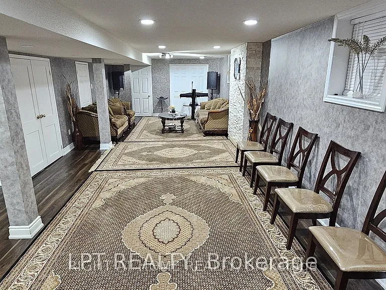 3577 Colonial Dr — Photo 10