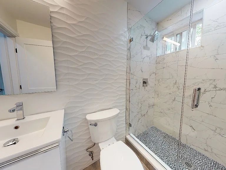 7 Strathmore Rd #2 — Photo 10