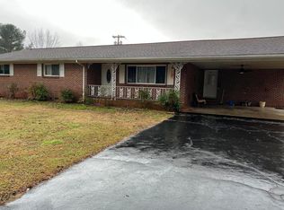 130 E Georgia Ave, Whitwell, TN 37397