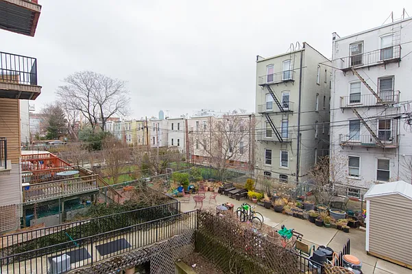 Rented by MNS | media 36