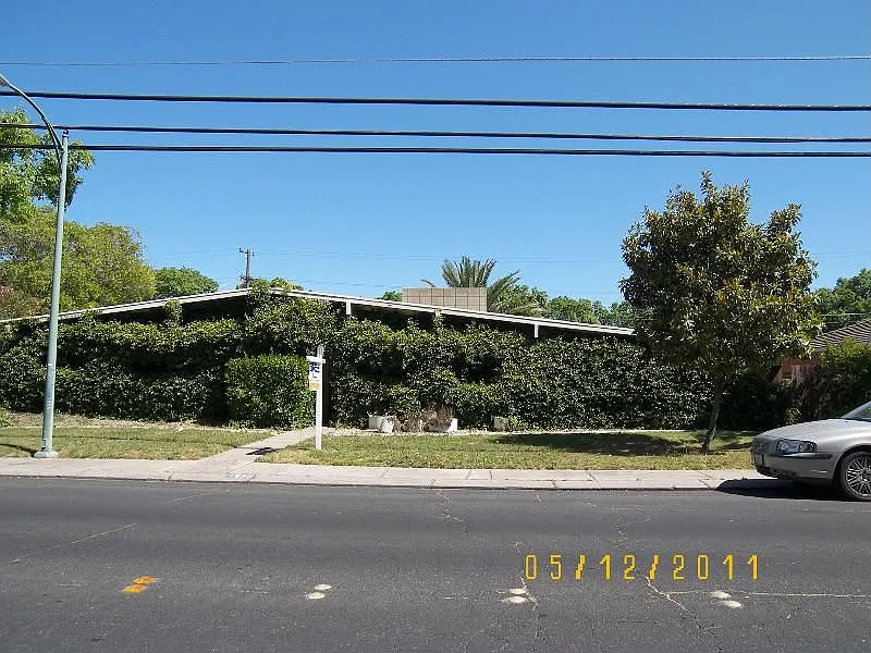 157 Norwegian Ave photo 1