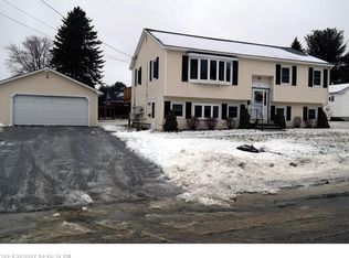 14 Upland Rd, Brewer, ME 04412