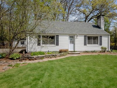 200 West Mountain Road, West Simsbury, CT, 06092