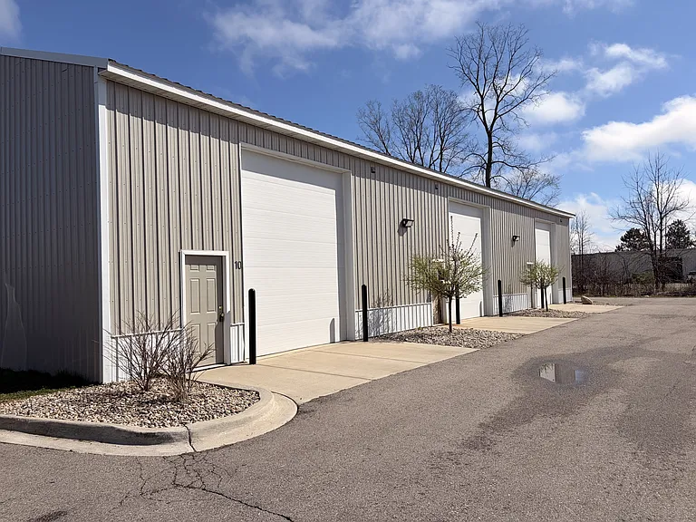 3235 E Reid Rd #10 — Photo 5
