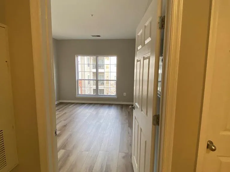 4854 Eisenhower Ave — Photo 19