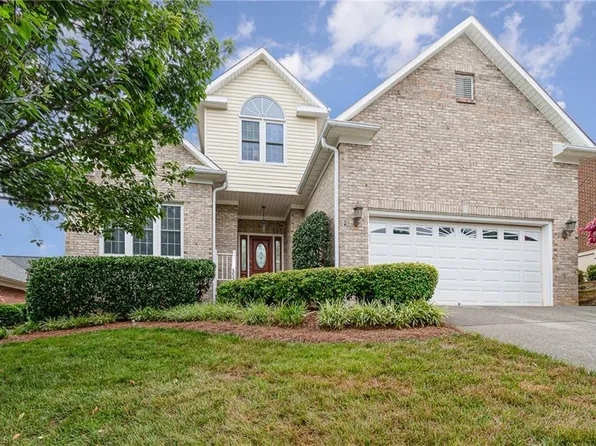 3526 Cherry Hill Dr, Greensboro, NC 27410