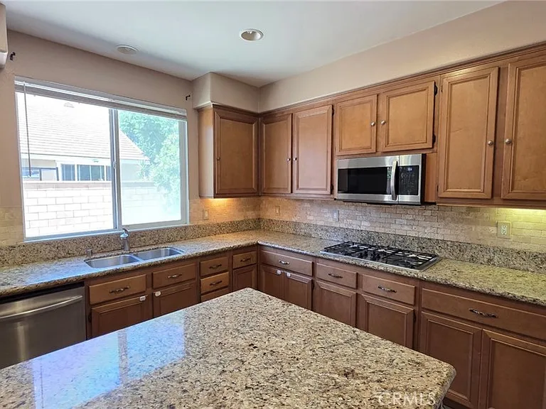 12432 Celebration Dr — Photo 7