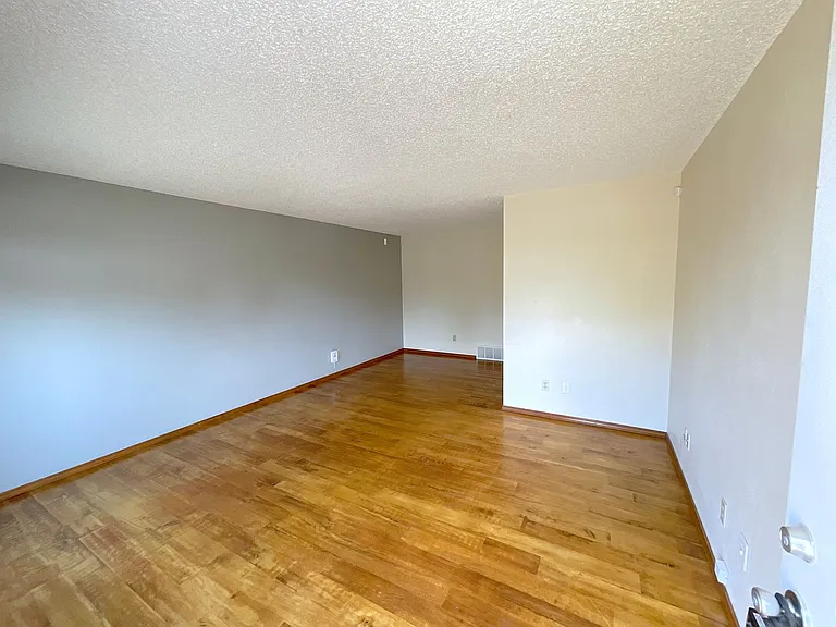 4375 Cassidy St — Photo 8