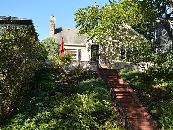 4th image of 5104 Newton Ave S