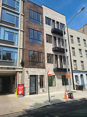 Rented by The Hamilton Group | media 22